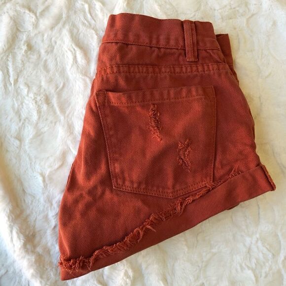 Amuse Society Distressed Orange Shorts - Women’s 26 - Picture 3 of 7